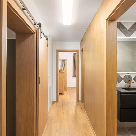 Sonnrain Gmbh Sonnberg 77 *