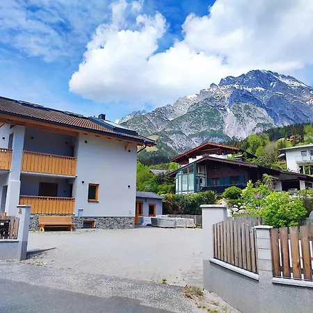 Sonnrain Gmbh Sonnberg 77 *